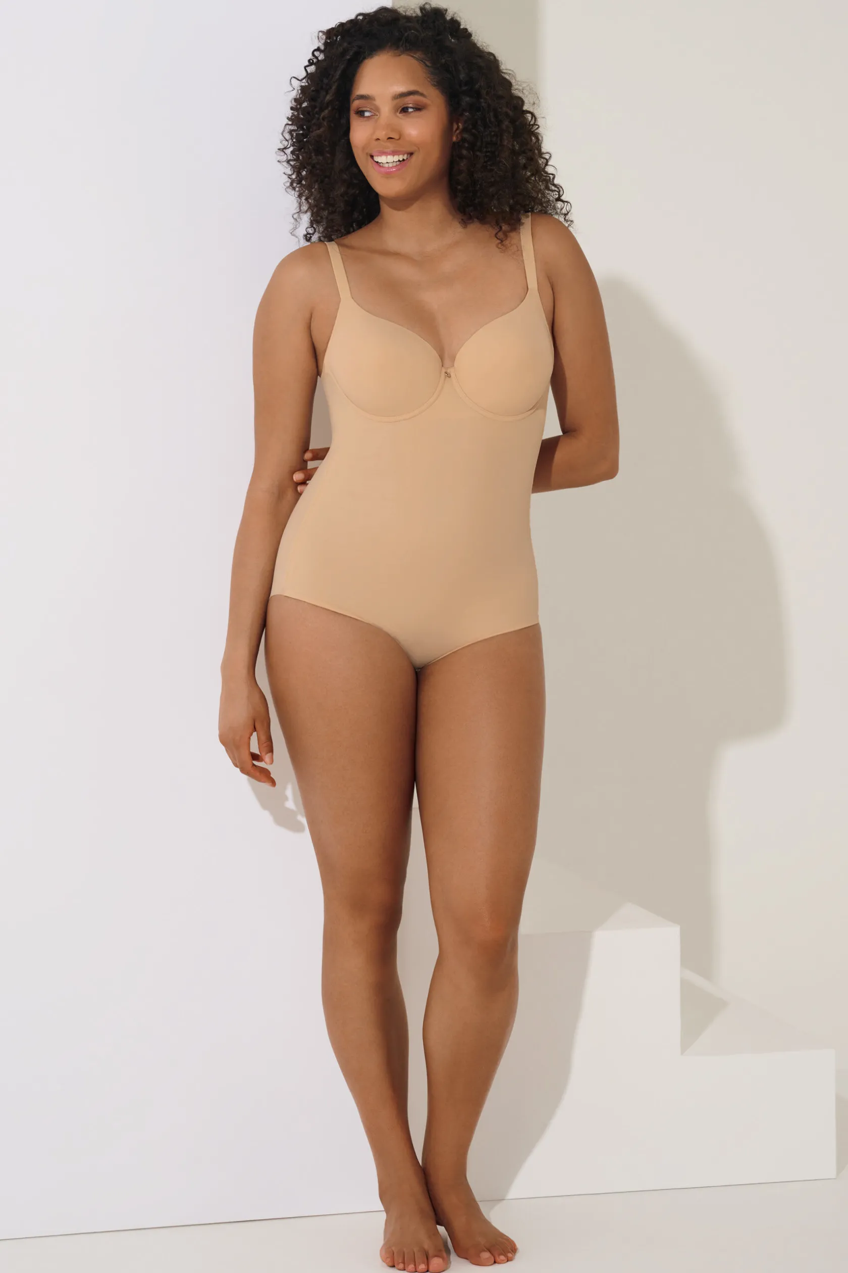 Lisca Figurformender Body mit Schalen »Bella«|Damen Bodys