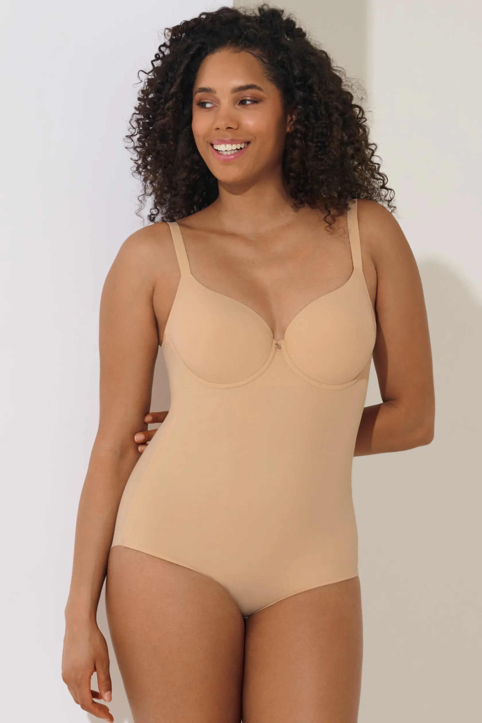 Lisca Figurformender Body mit Schalen »Bella«|Damen Bodys